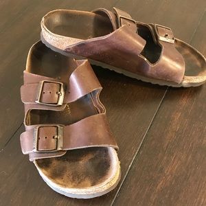 BIRKENSTOCK classic leather sandal